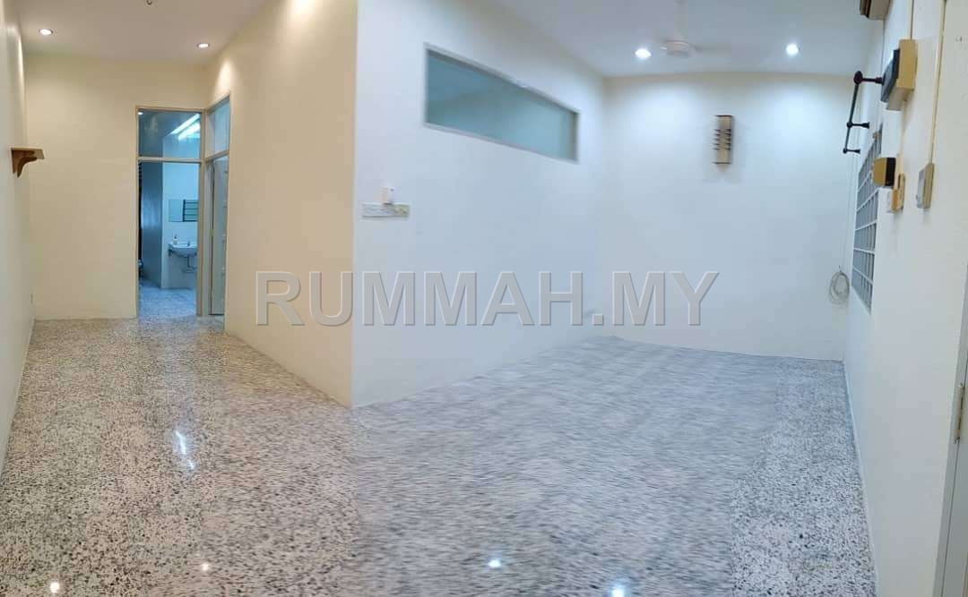 house in Sungai Dua Island, Penang — photo 2
