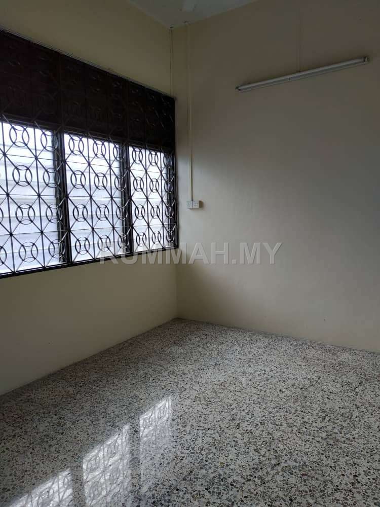 house in Sungai Dua Island, Penang — photo 7