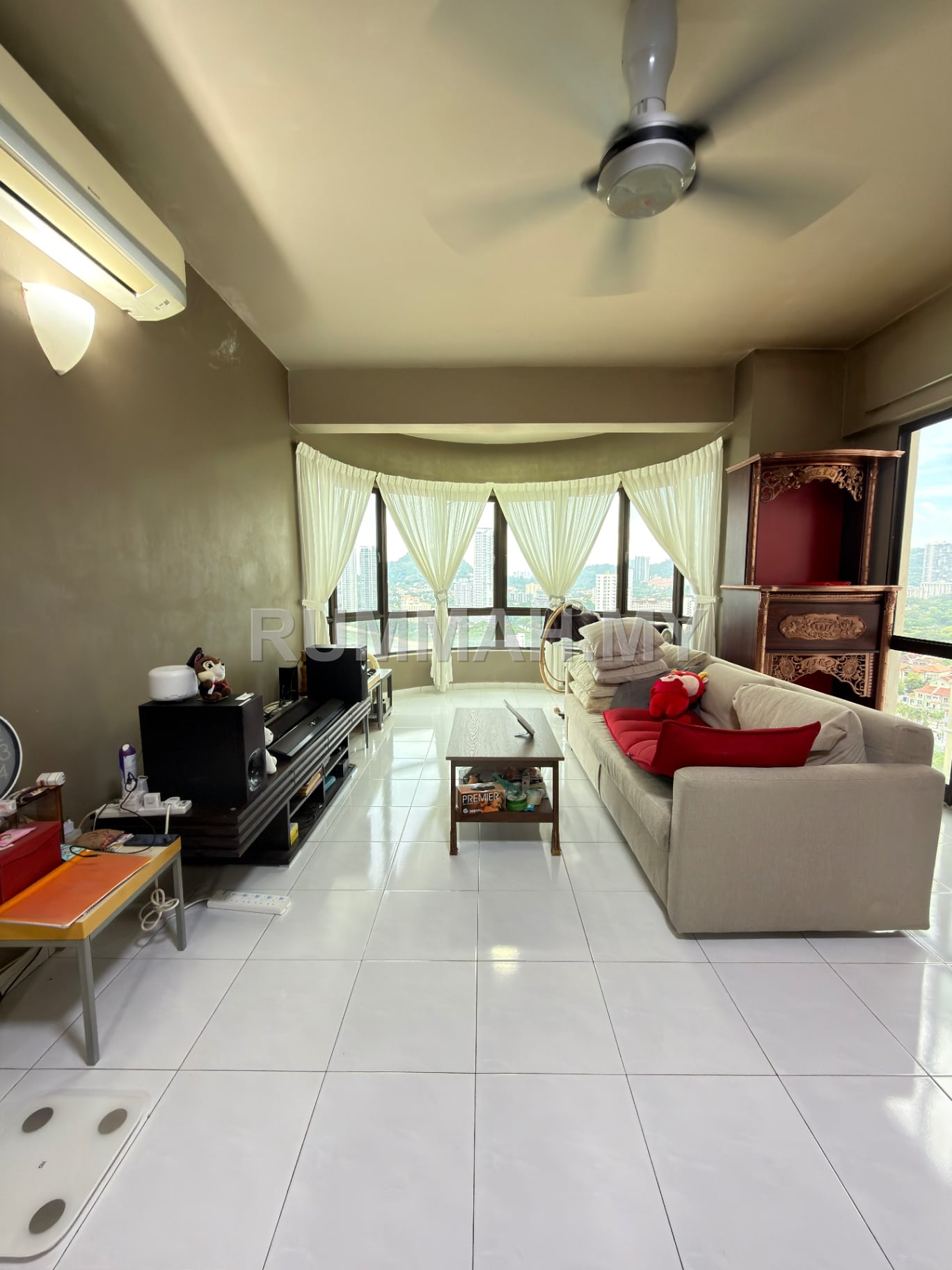 Twin tower Tanjung bungah seaview middle floor 2 rooms
