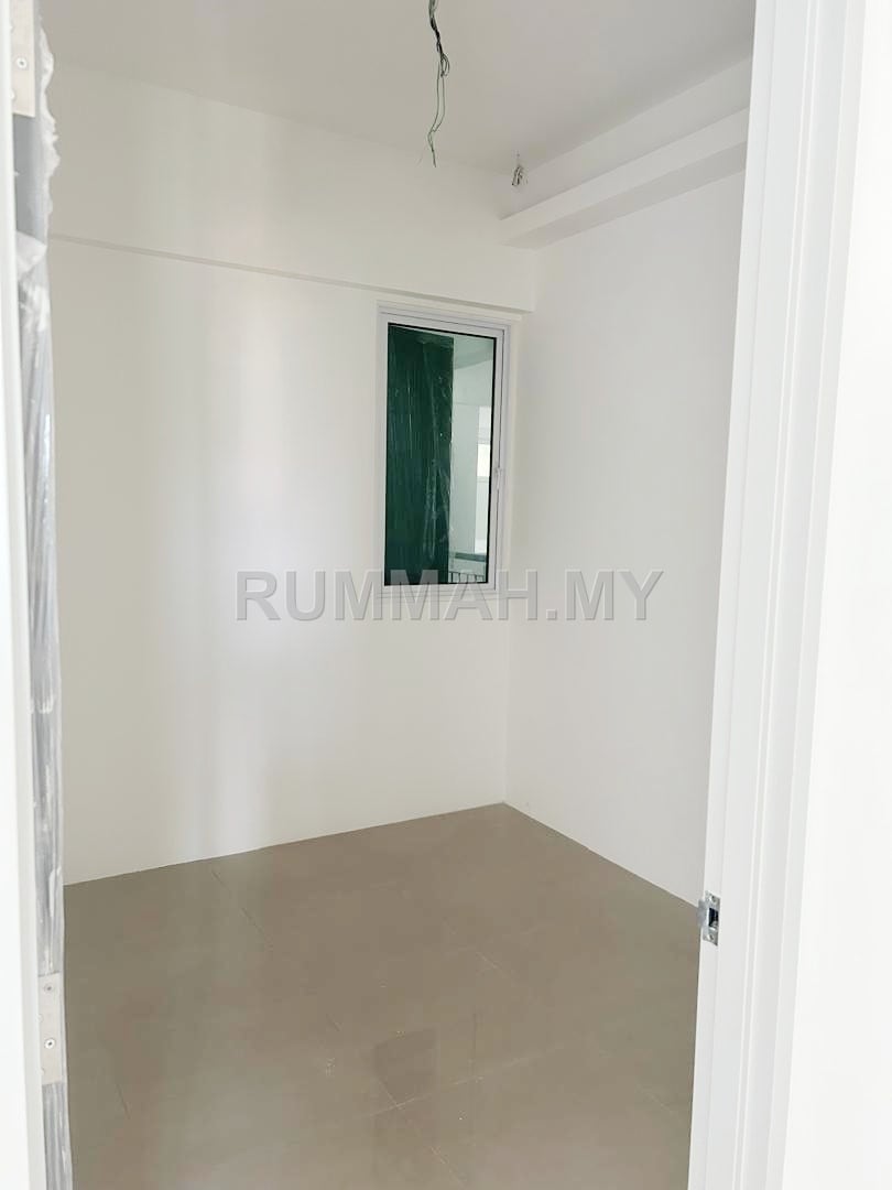 condo in Gelugor, Penang — photo 3