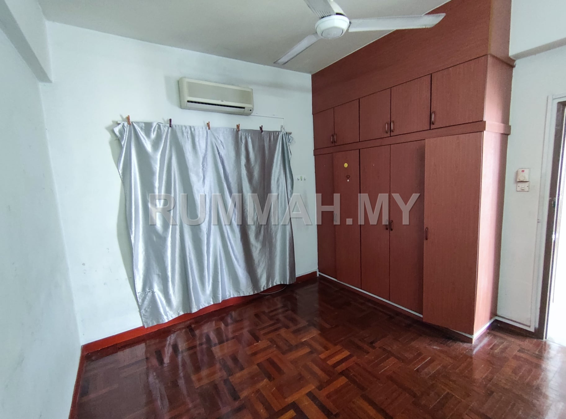 condo in Bandar Sunway, Selangor — photo 4