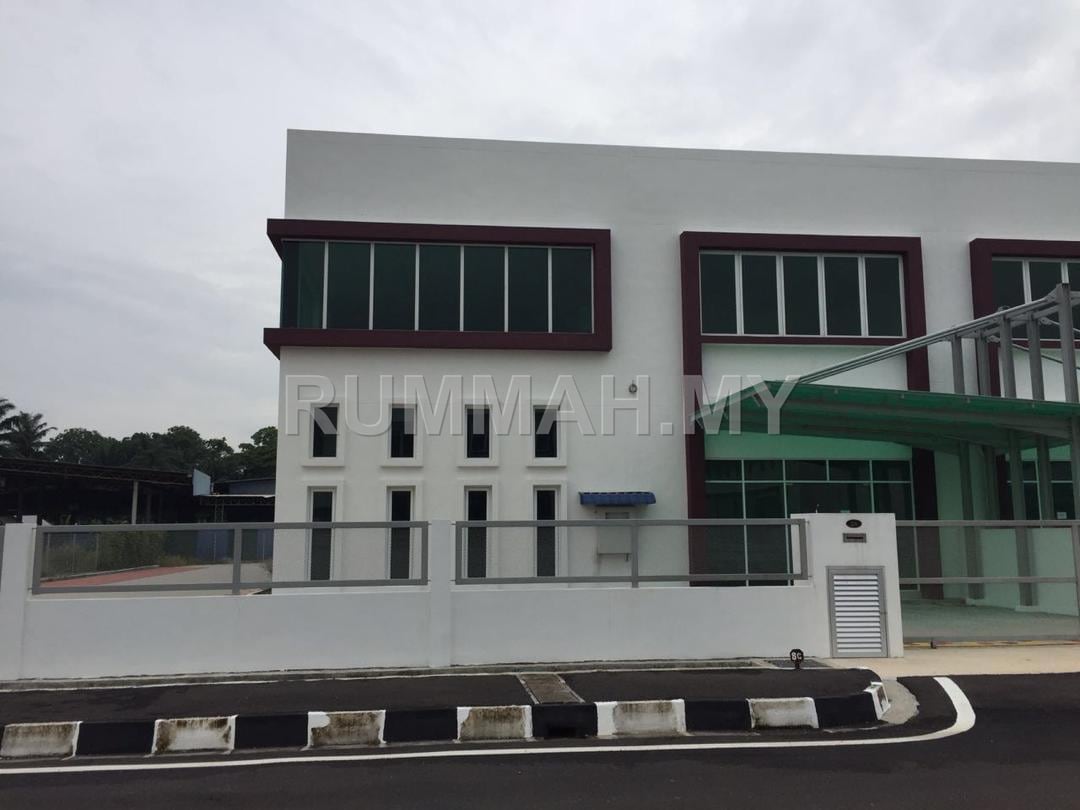 Taman IKS Bukit Minyak Factory for rent