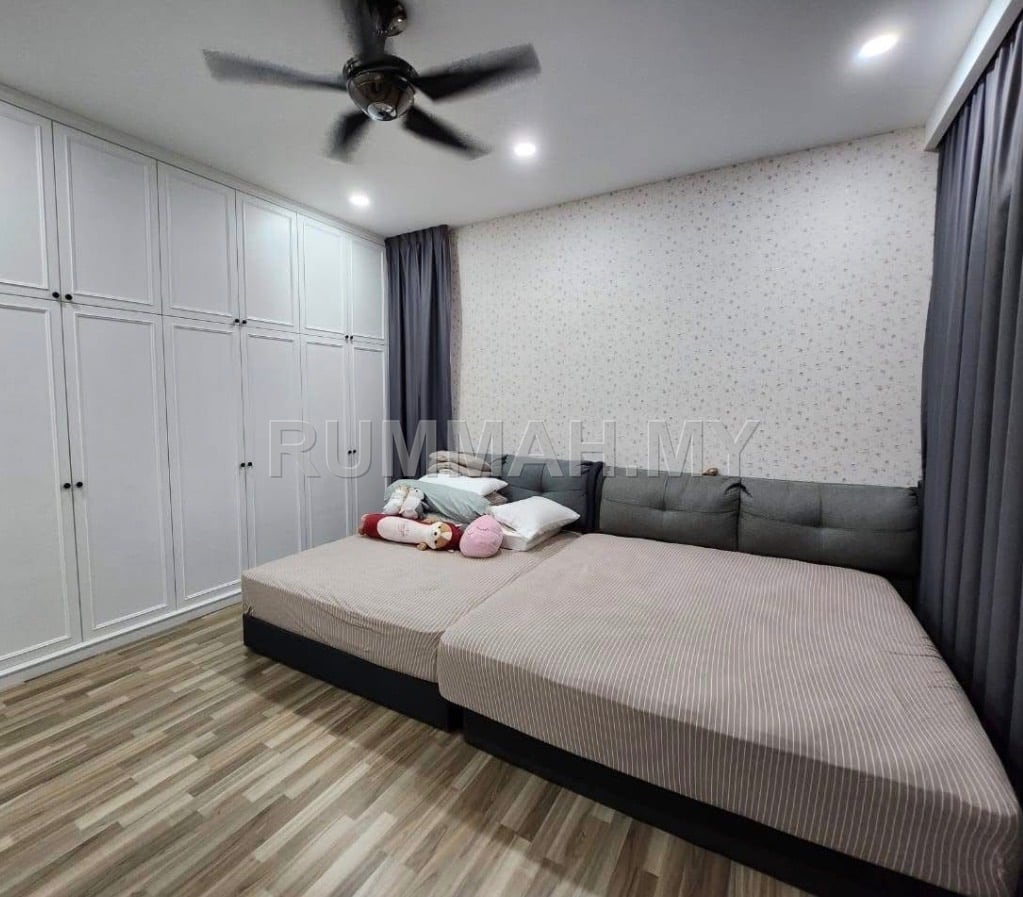 house in Permatang Tinggi, Penang — photo 3