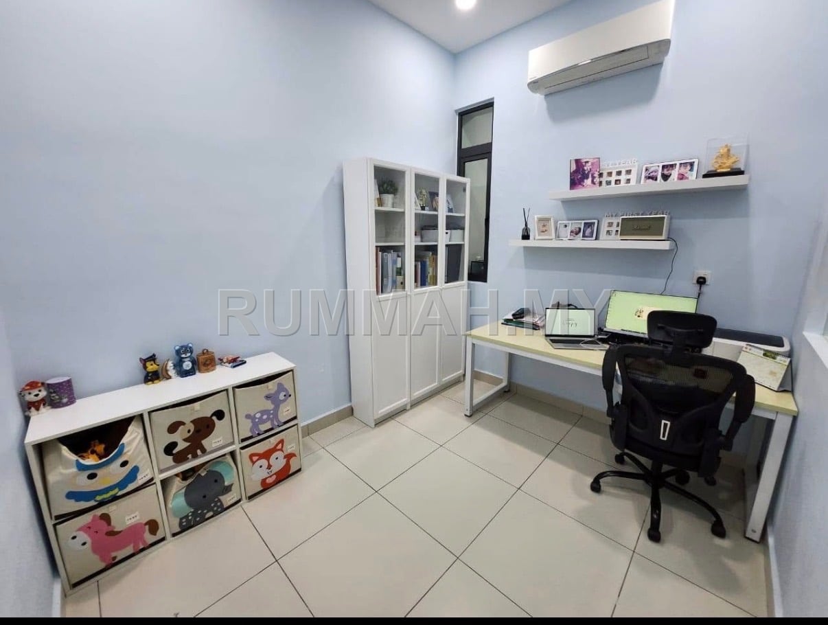 house in Permatang Tinggi, Penang — photo 6