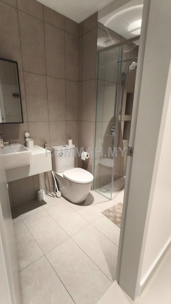 condo in Gelugor, Penang — photo 7