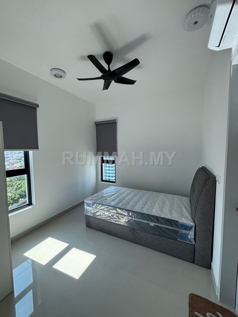 condo in Gelugor, Penang — photo 5