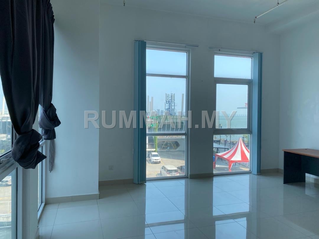 condo in Jelutong, Penang — photo 4