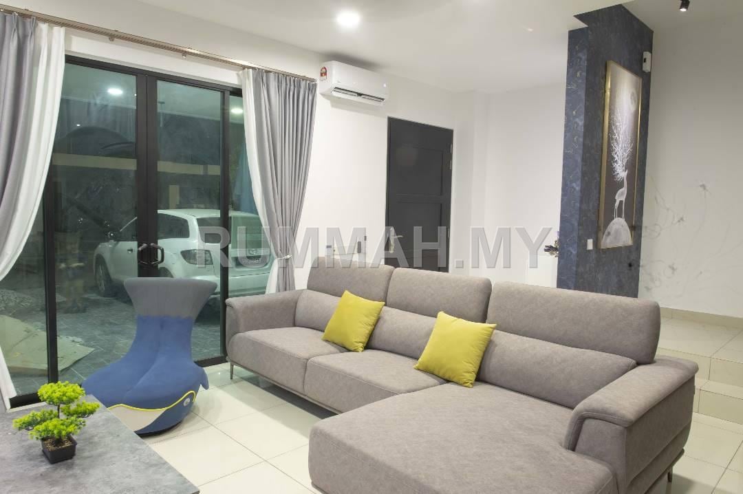 house in Bandar Cassia, Penang — photo 2