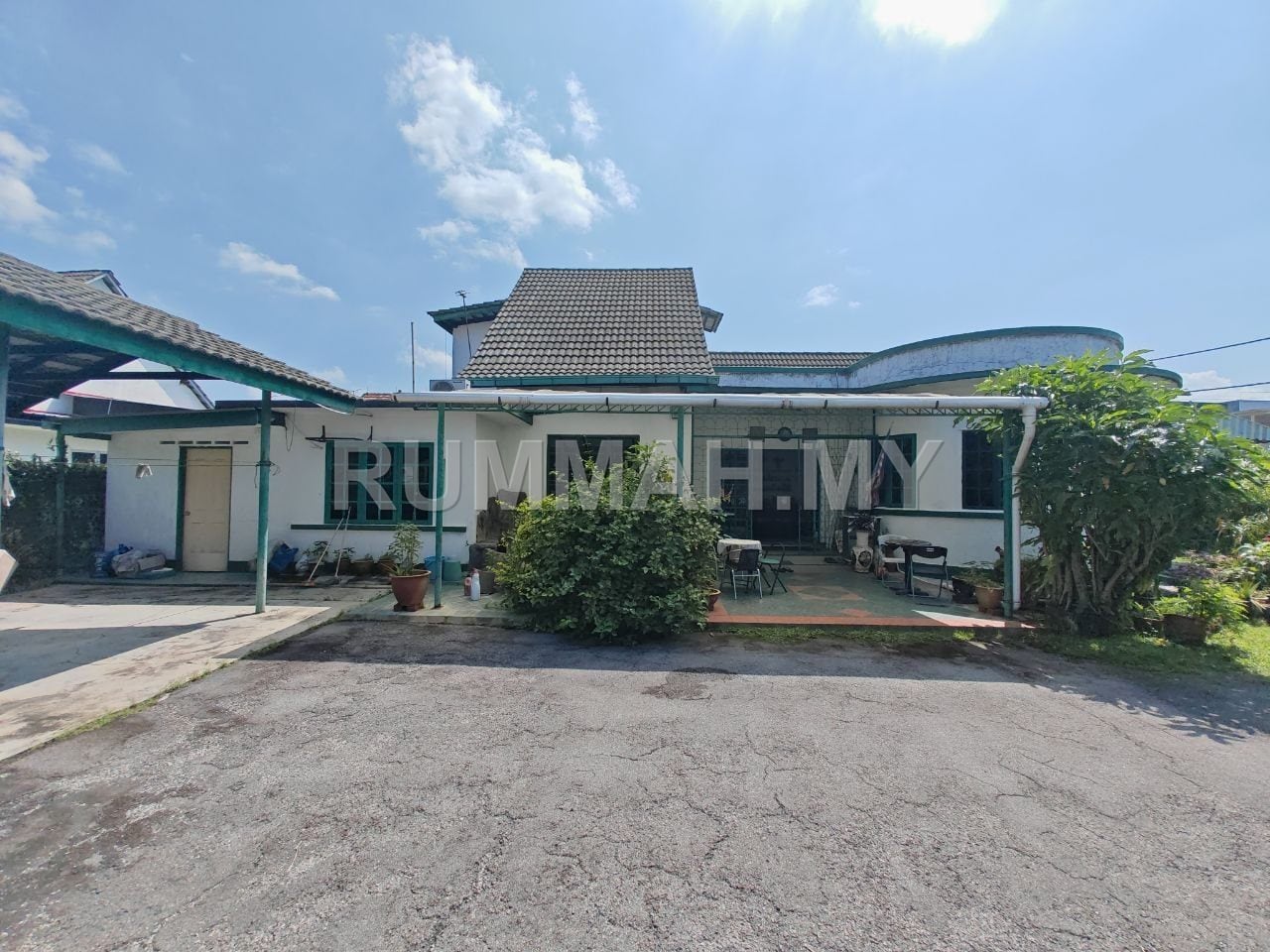 Single Storey Bungalow (Corner Lot) – Persiaran Gurney, Kuala Lumpur