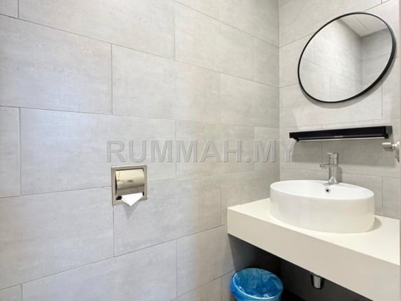 condo in Petaling Jaya, Selangor — photo 3