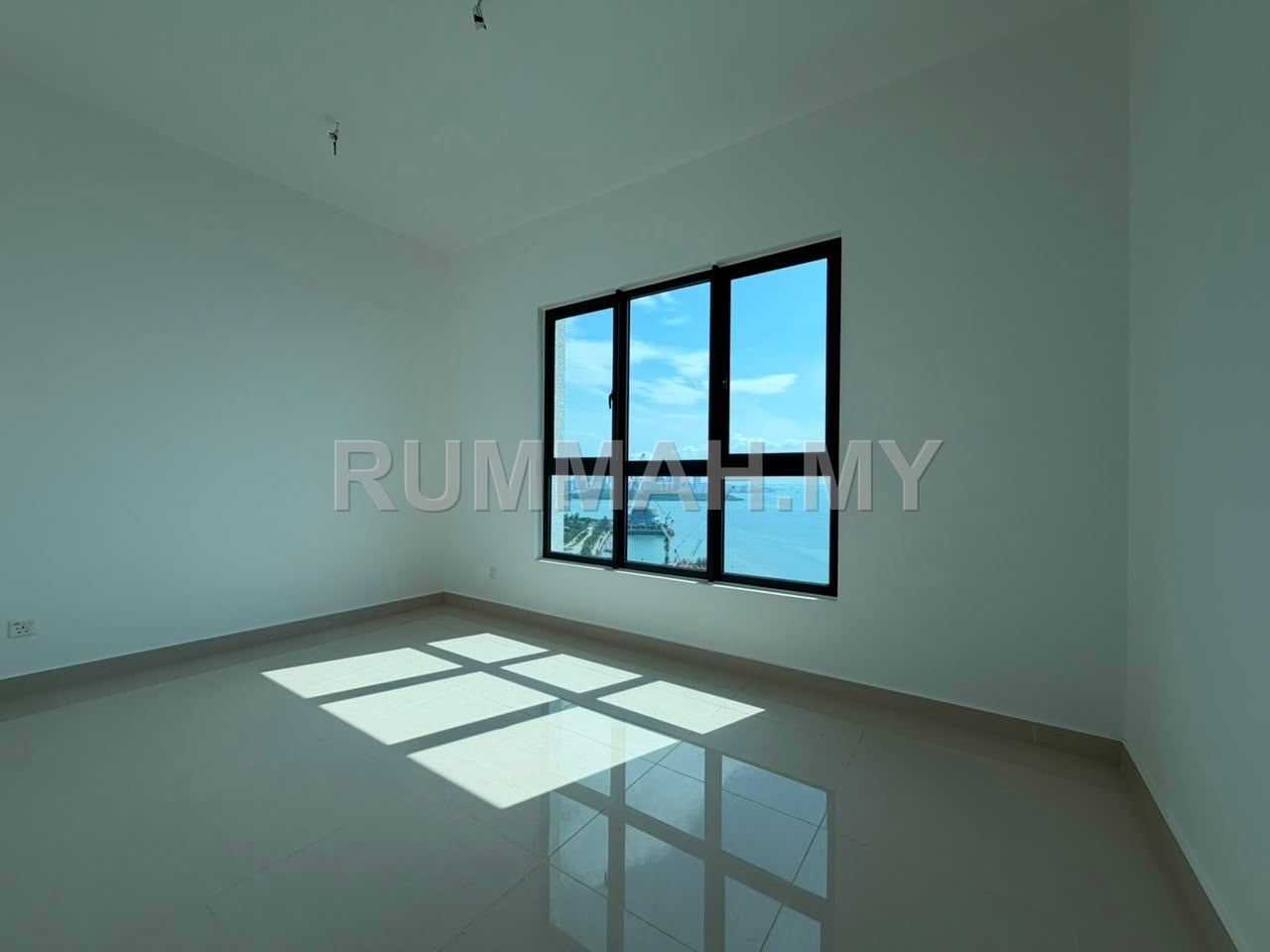 condo in Gelugor, Penang — photo 6