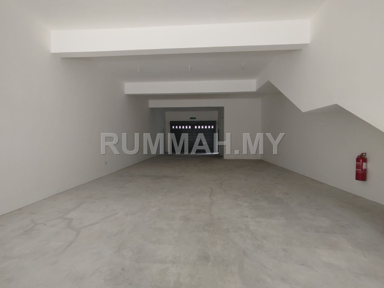 commercial in kota warisan, Selangor — photo 6