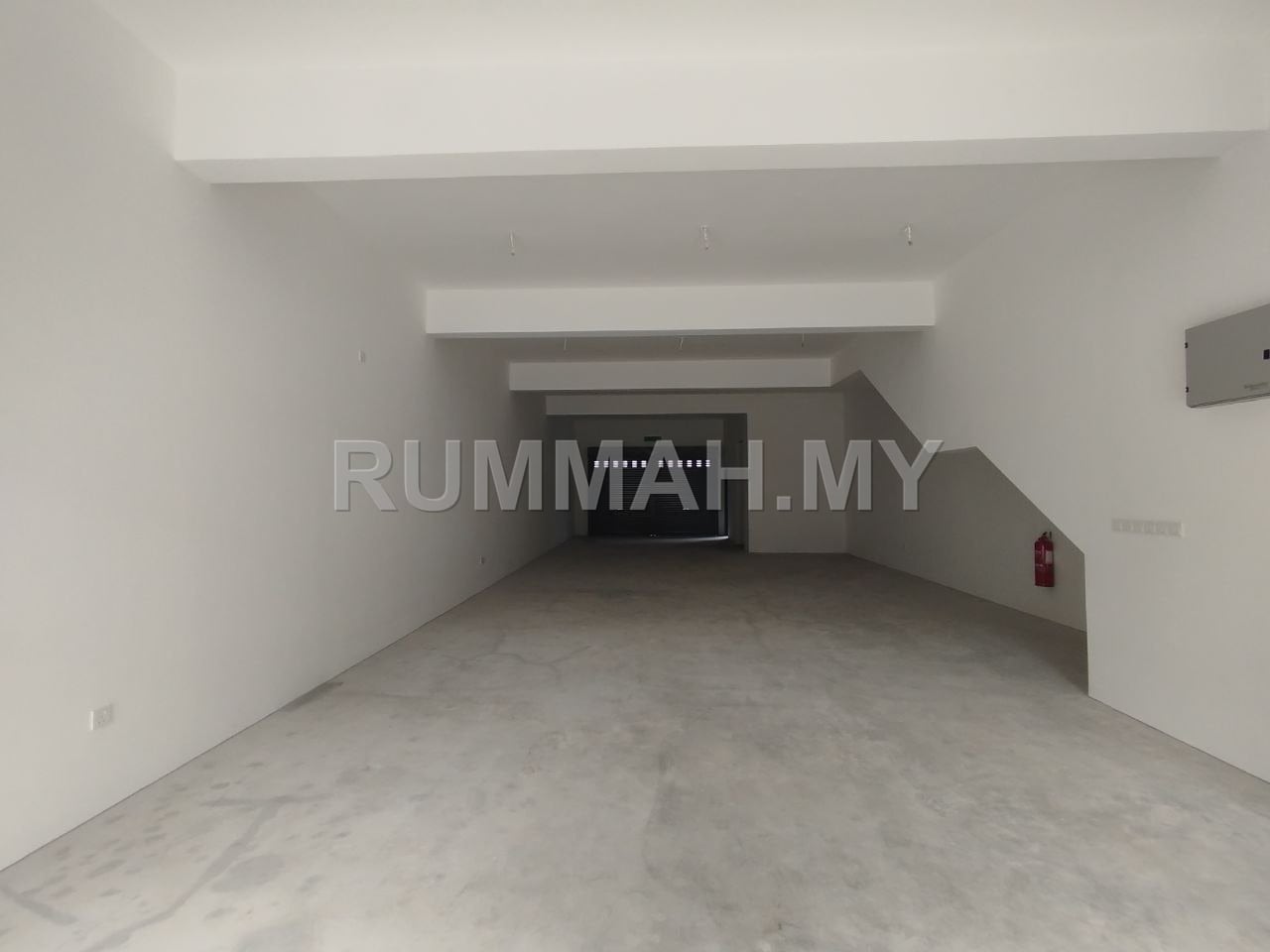 commercial in kota warisan, Selangor — photo 7