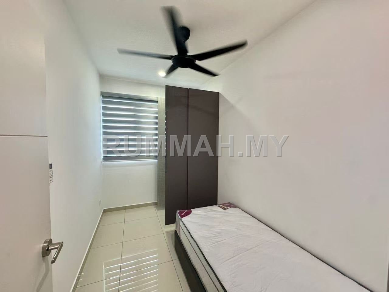 condo in Gelugor, Penang — photo 3