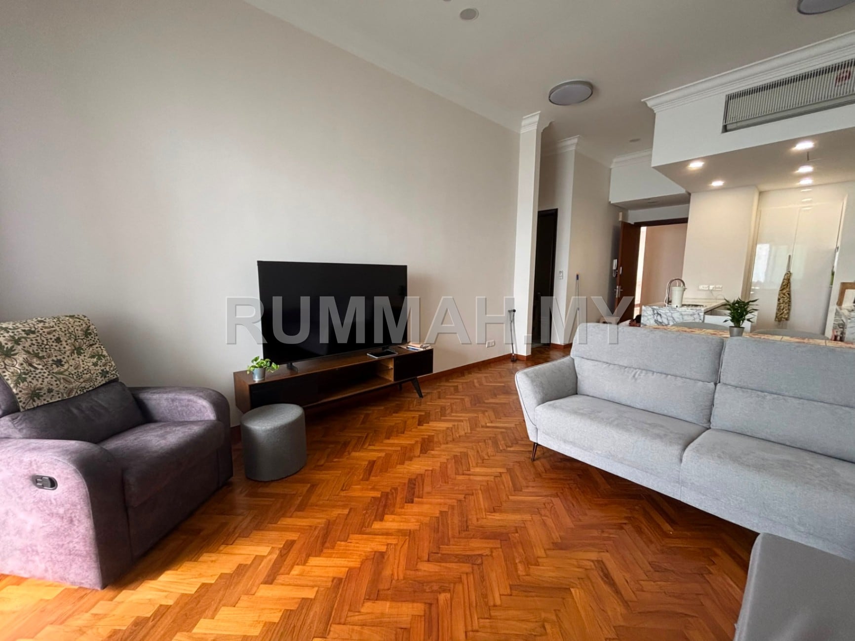 Straits Quay (The Suites at Waterside) For Rent