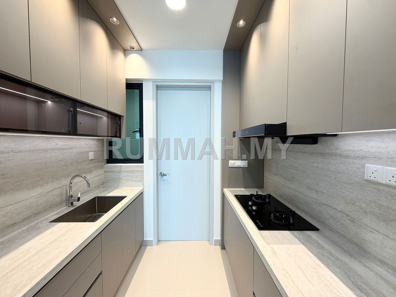 condo in Gelugor, Penang — photo 4