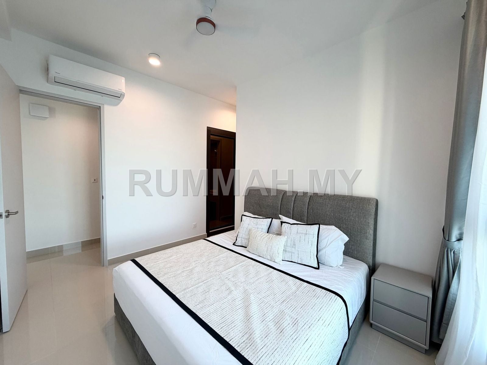 condo in Gelugor, Penang — photo 5