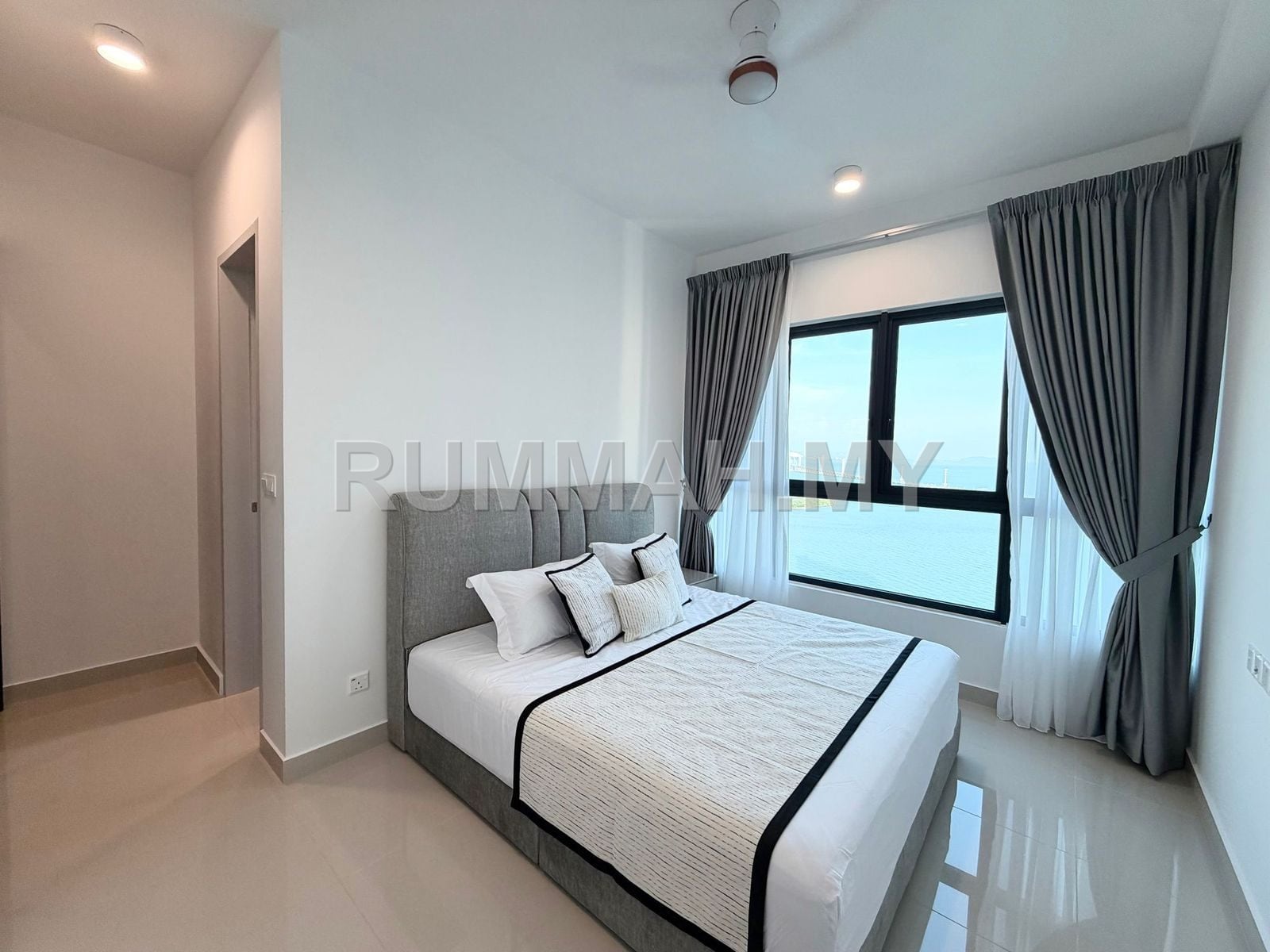 condo in Gelugor, Penang — photo 7