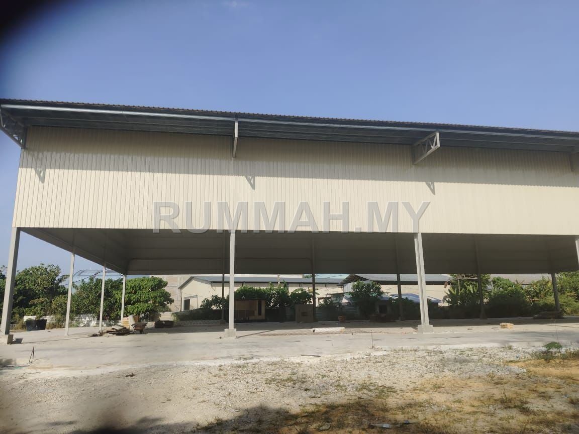 industrial in Simpang Ampat, Unknown — photo 4