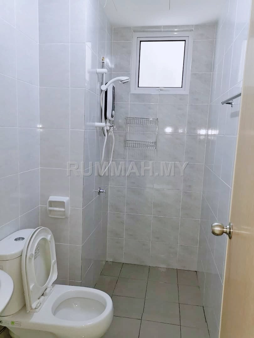 condo in Tanjung Tokong, Penang — photo 5