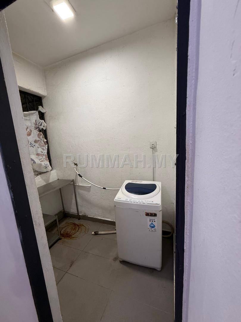 condo in Pulau Tikus, Penang — photo 5