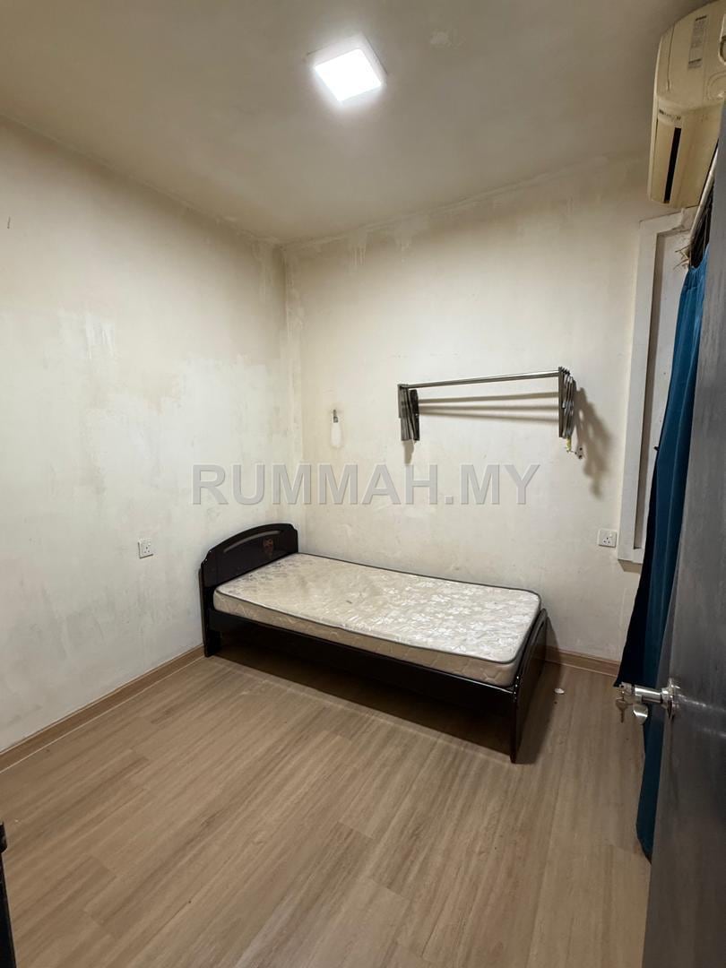 condo in Pulau Tikus, Penang — photo 7