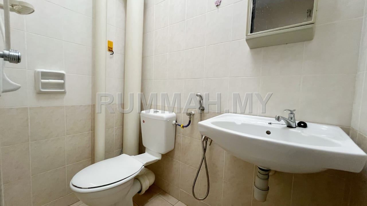 condo in Air Itam, Penang — photo 4