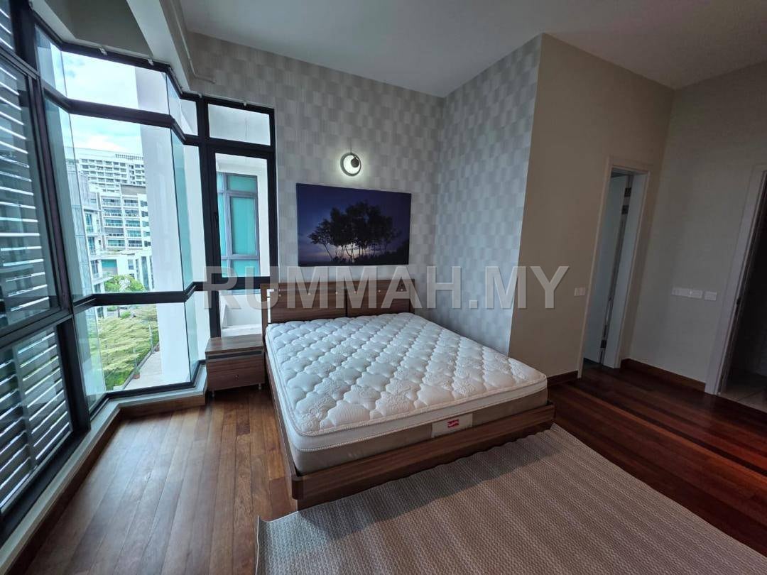 condo in Gelugor, Penang — photo 4