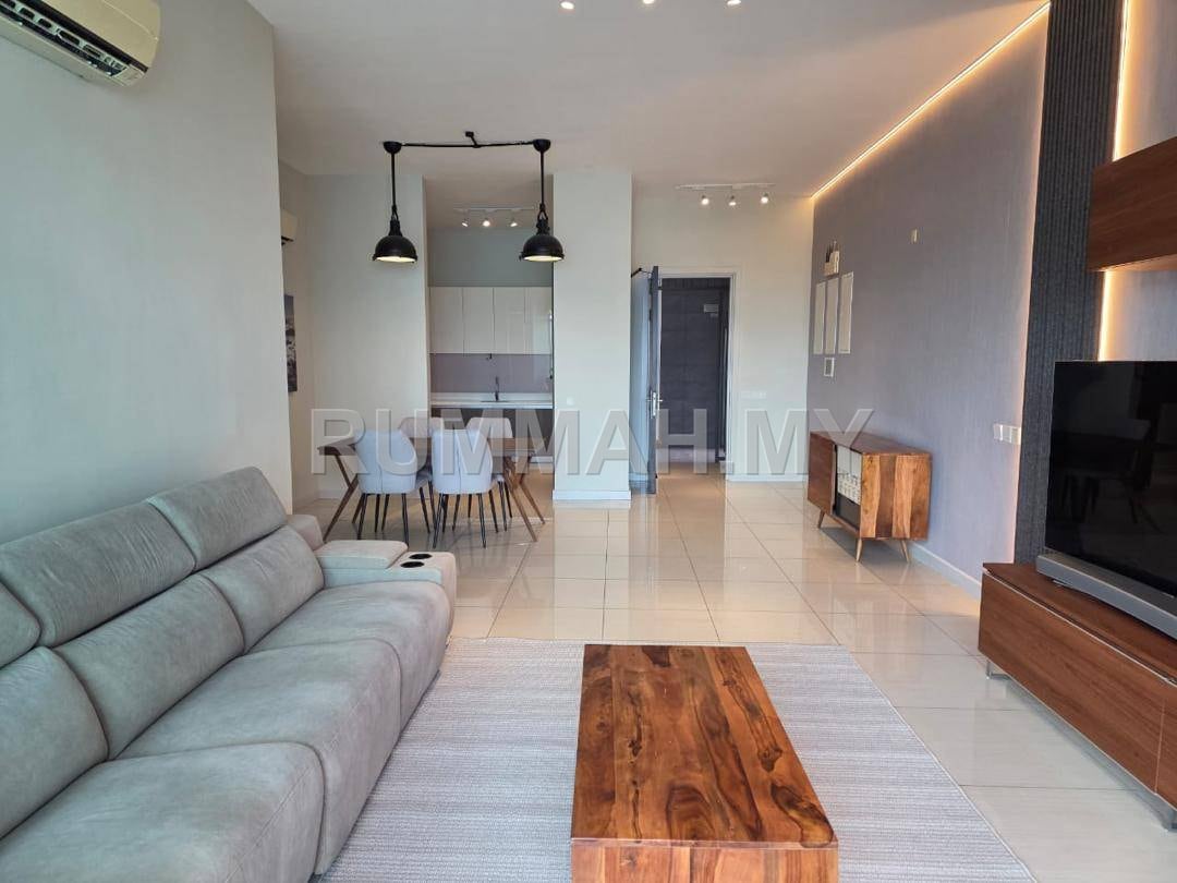 Condo for Sale @ The Light Collection 2, Gelugor | Fully Furnished