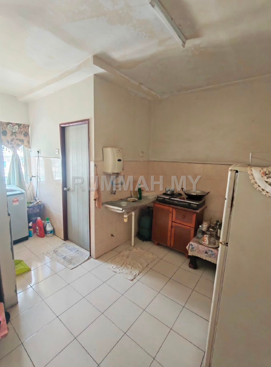 condo in Air Itam, Penang — photo 6