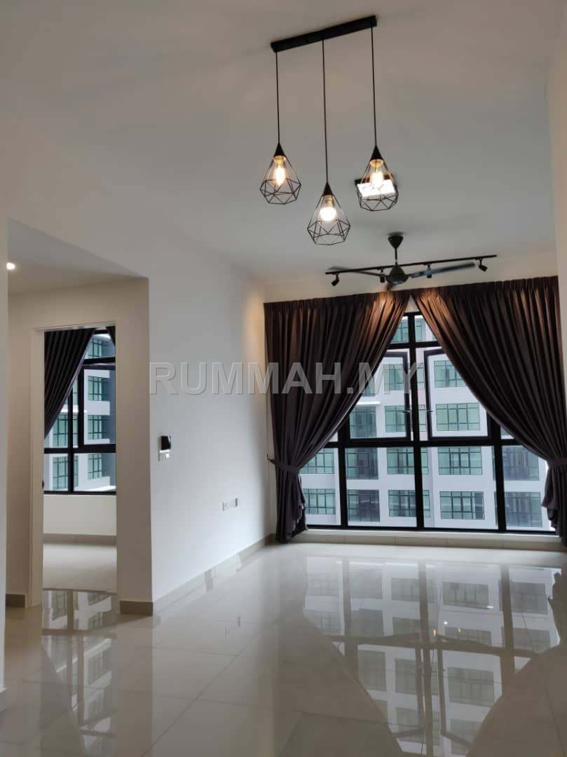 MURAH Partly Furnished Conezion Condo Facing Swimming Pool Putrajaya