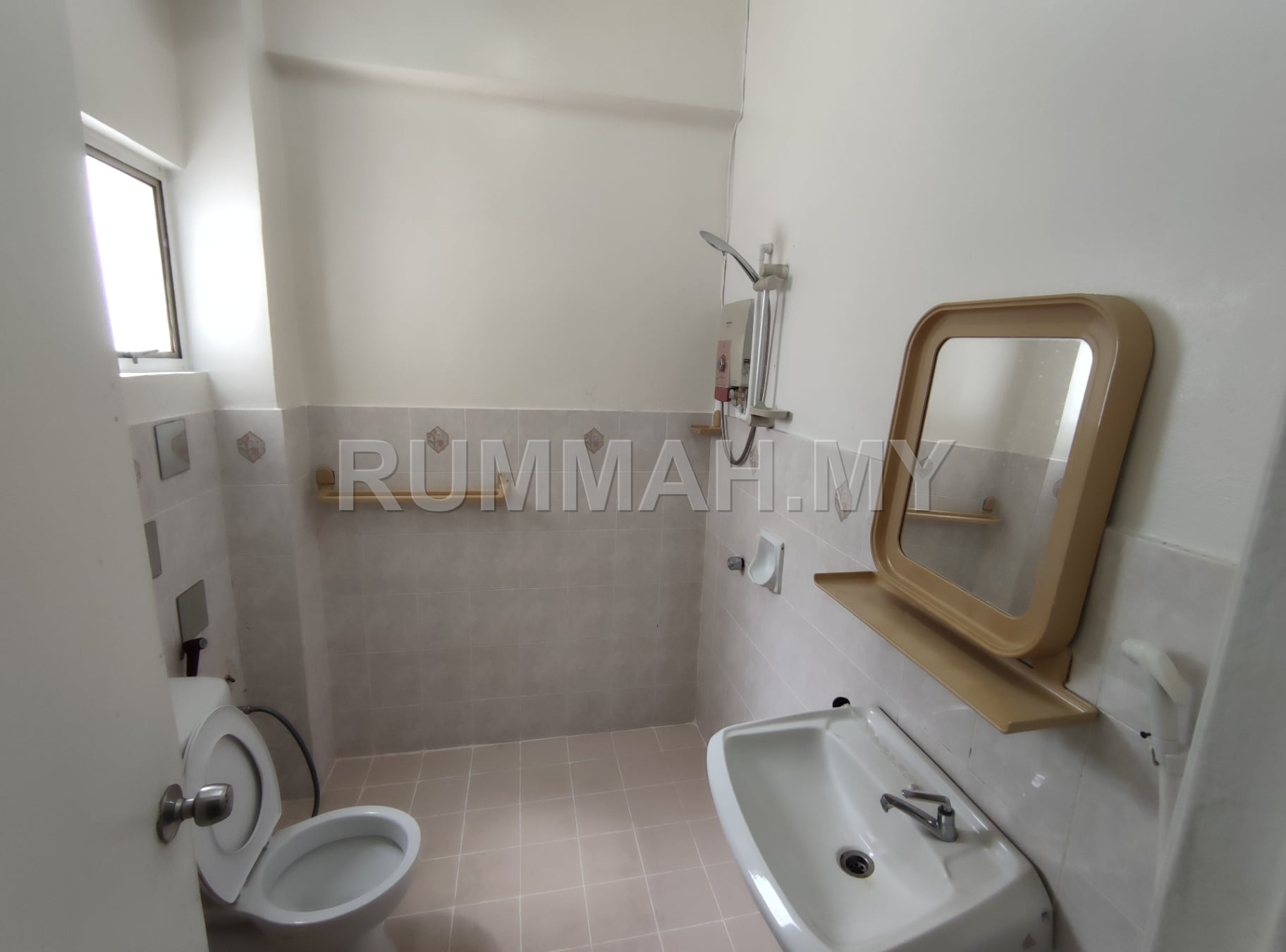 condo in Bandar Sunway, Selangor — photo 4