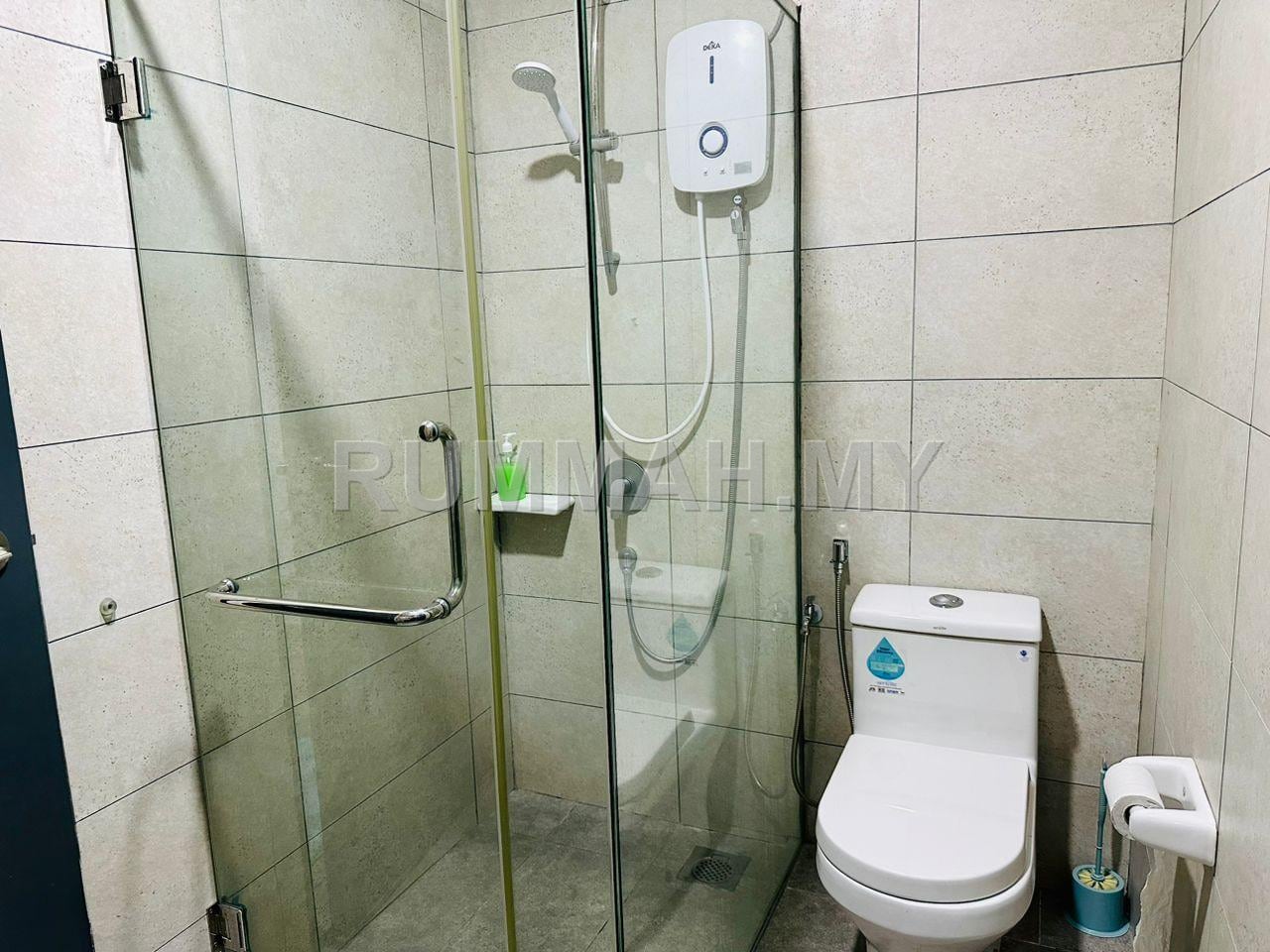 condo in Petaling Jaya, Selangor — photo 6