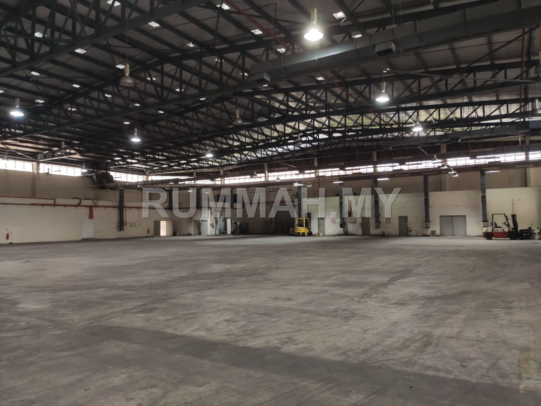 industrial in Simpang Ampat, Unknown — photo 3
