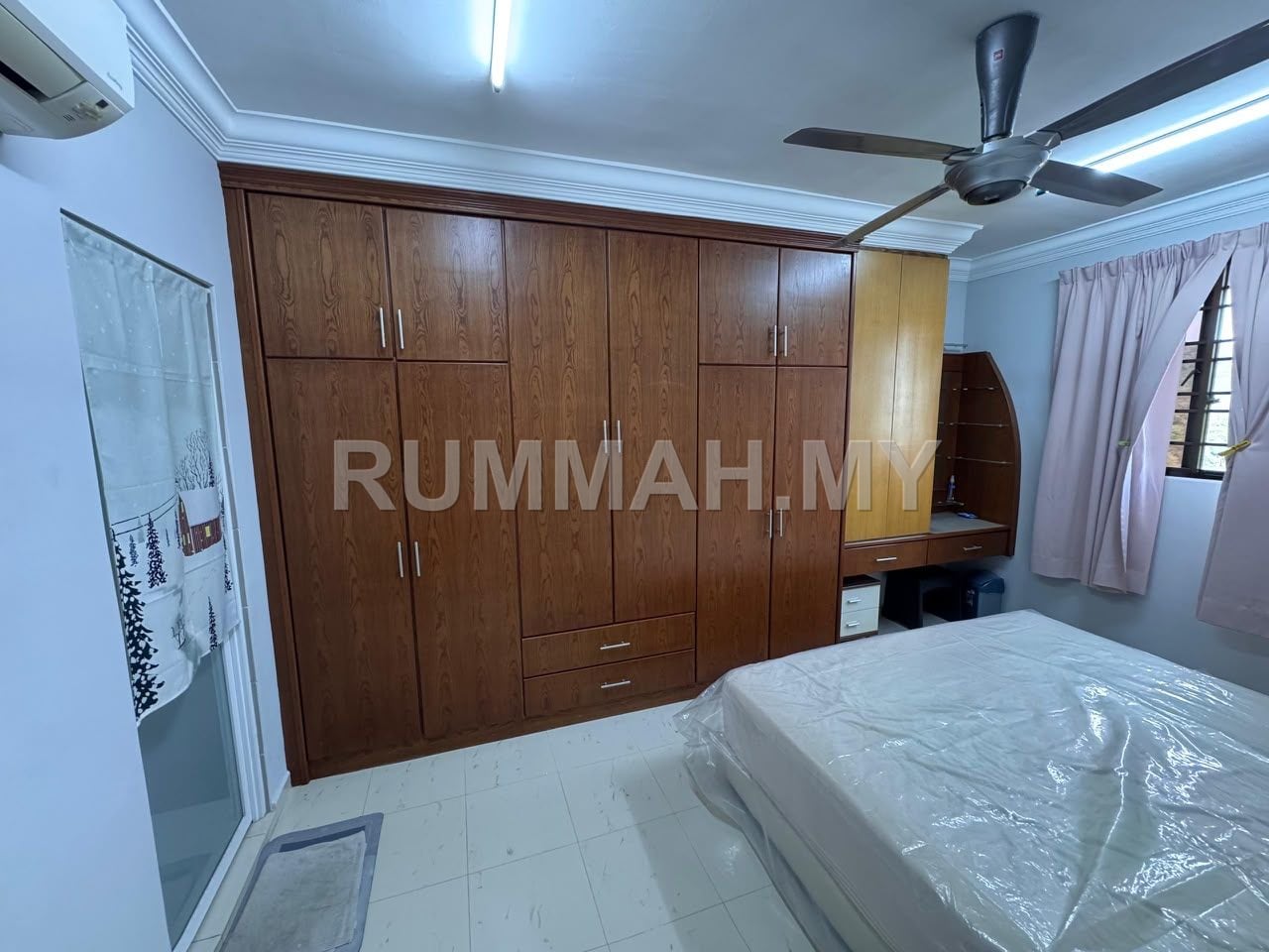 condo in Sungai Ara, Penang — photo 4