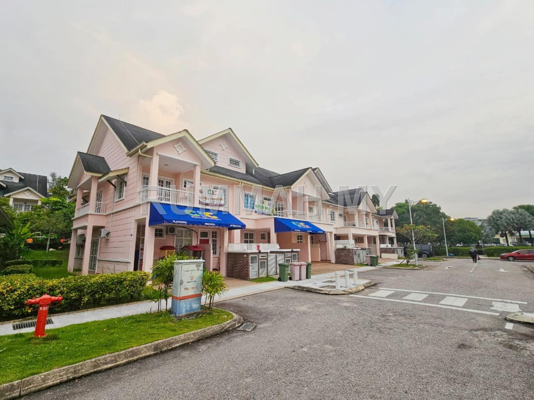 5-bedroom house in Putrajaya, Selangor for sale - End Lot 2 1/2 Storey New Hampshire, Presint 18 Putrajaya