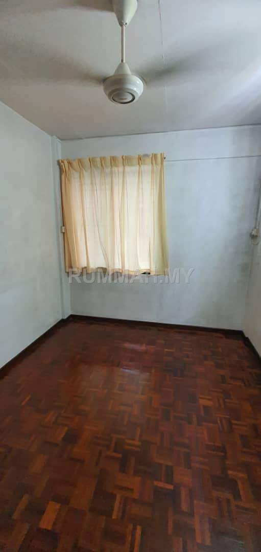 condo in Paya Terubong, Penang — photo 3