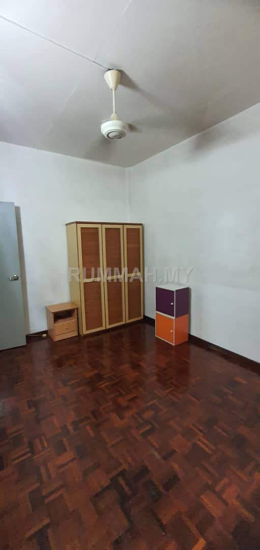 condo in Paya Terubong, Penang — photo 4