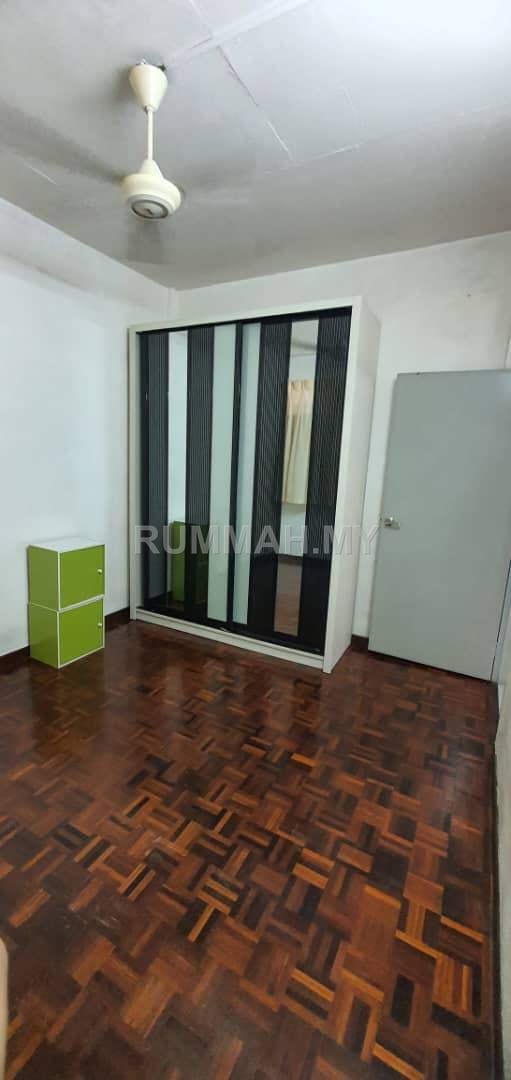 condo in Paya Terubong, Penang — photo 5