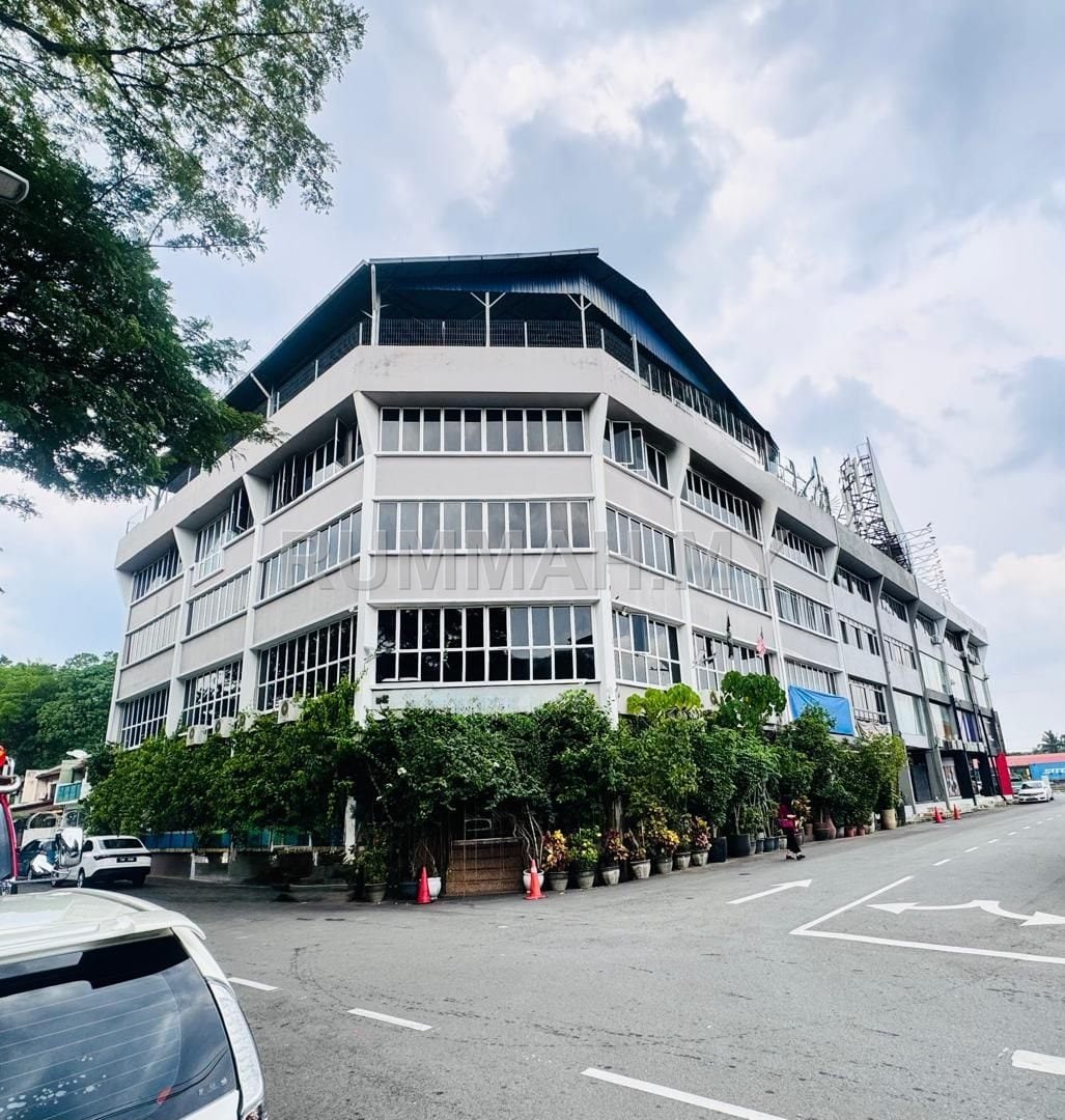 CORNER FREEHOLD 4 Storey 2 Adjoining Commercial Building Shah Alam