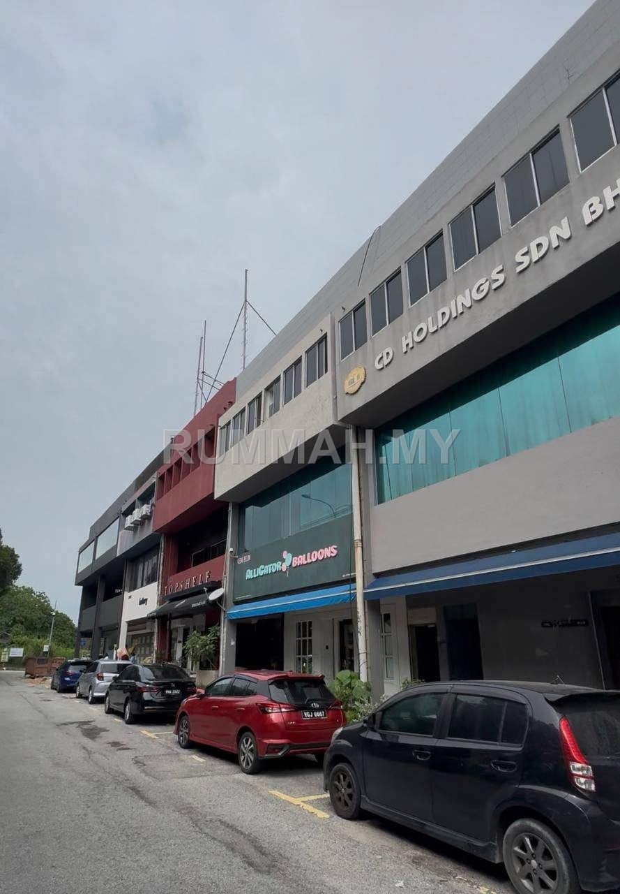 commercial in TTDI, Kuala Lumpur — photo 5
