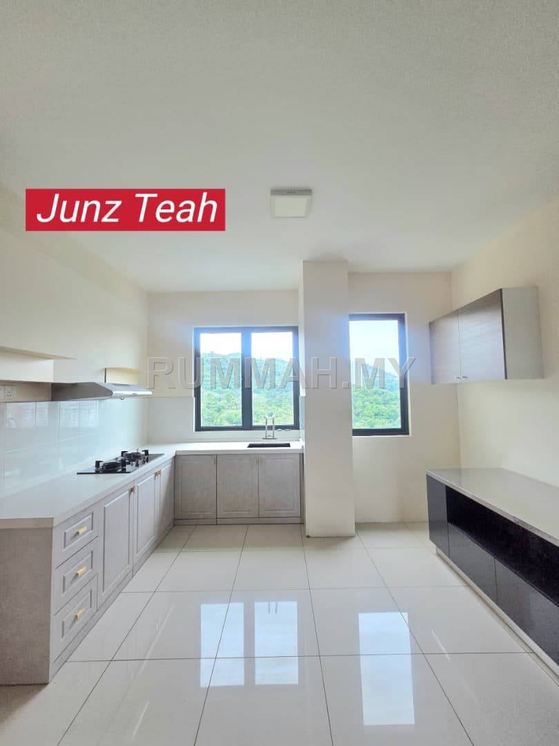 Pavilion Resort Condominium For Sale | 1,616 sqft | 2 Car Parks