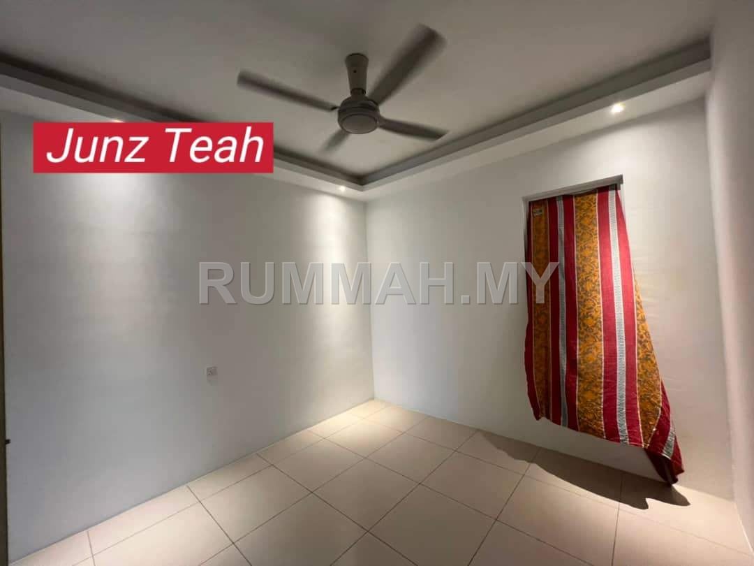 condo in Sungai Ara, Penang — photo 3