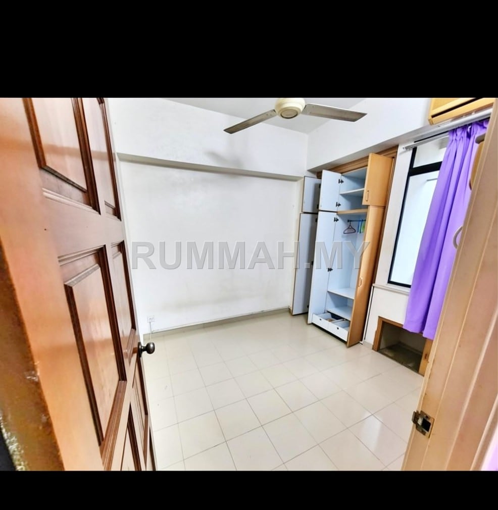 condo in Paya Terubong, Penang — photo 5