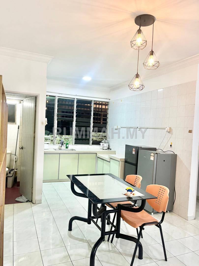 condo in Gelugor, Penang — photo 4