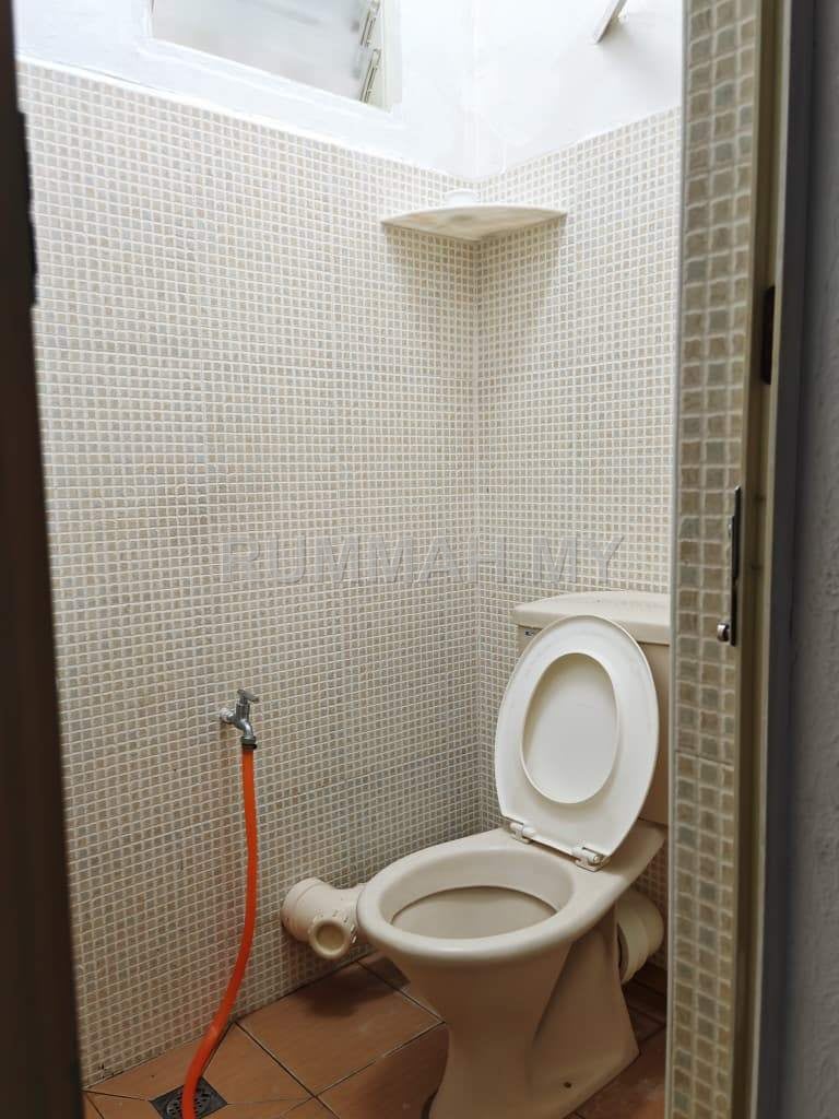 condo in Gelugor, Penang — photo 5