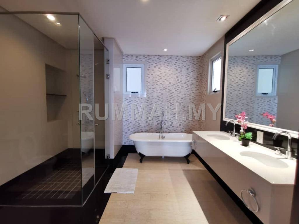 condo in Tanjung Tokong, Penang — photo 5