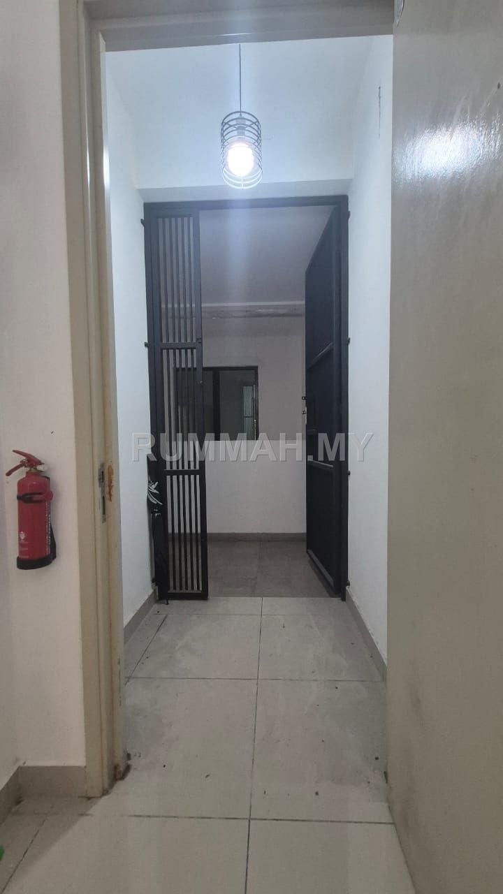 condo in kajang, Selangor — photo 6