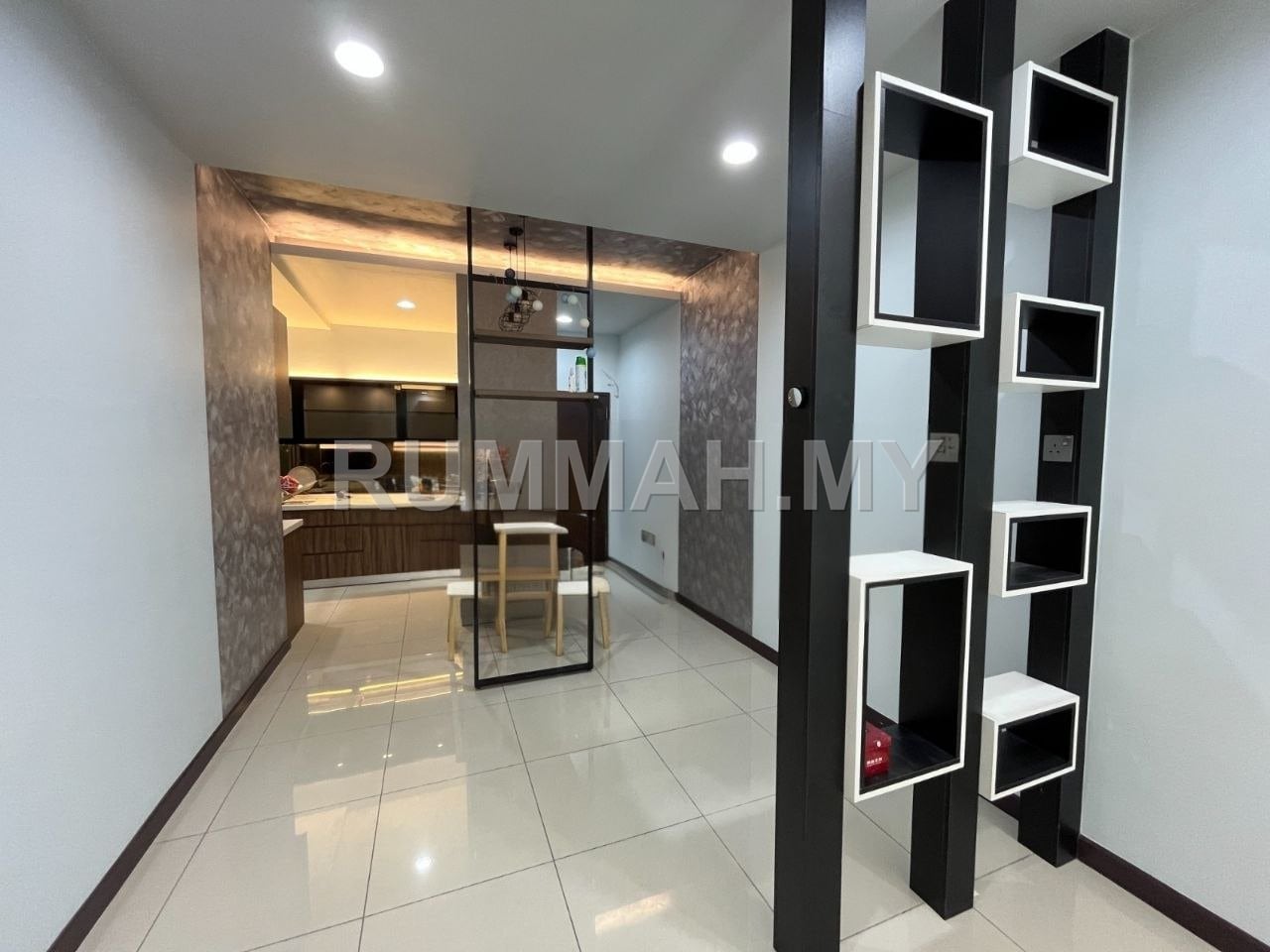Savanna Executive Suite, Southville City Bangi