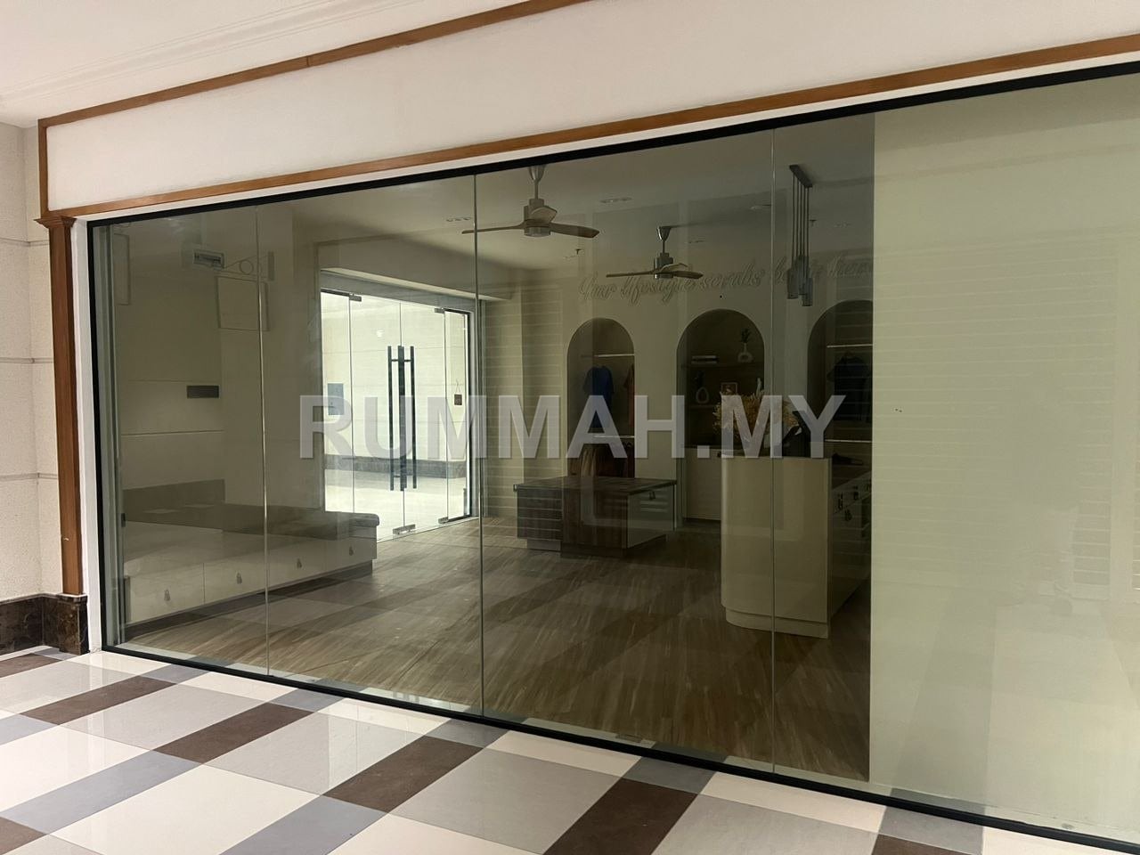 Corner Lot Retail Unit Second Floor Shaftsbury Putrajaya For Sale